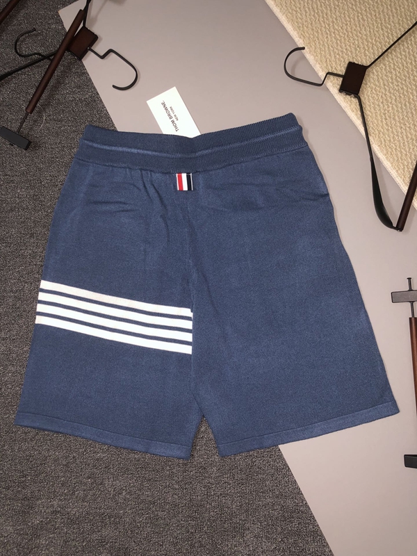 ブランドハーフパンツ角部分ディテール